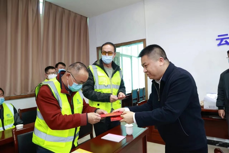 �ն���ί��ί�����������г�����һ�е�ʮ����˾��չ����ο�ʻ